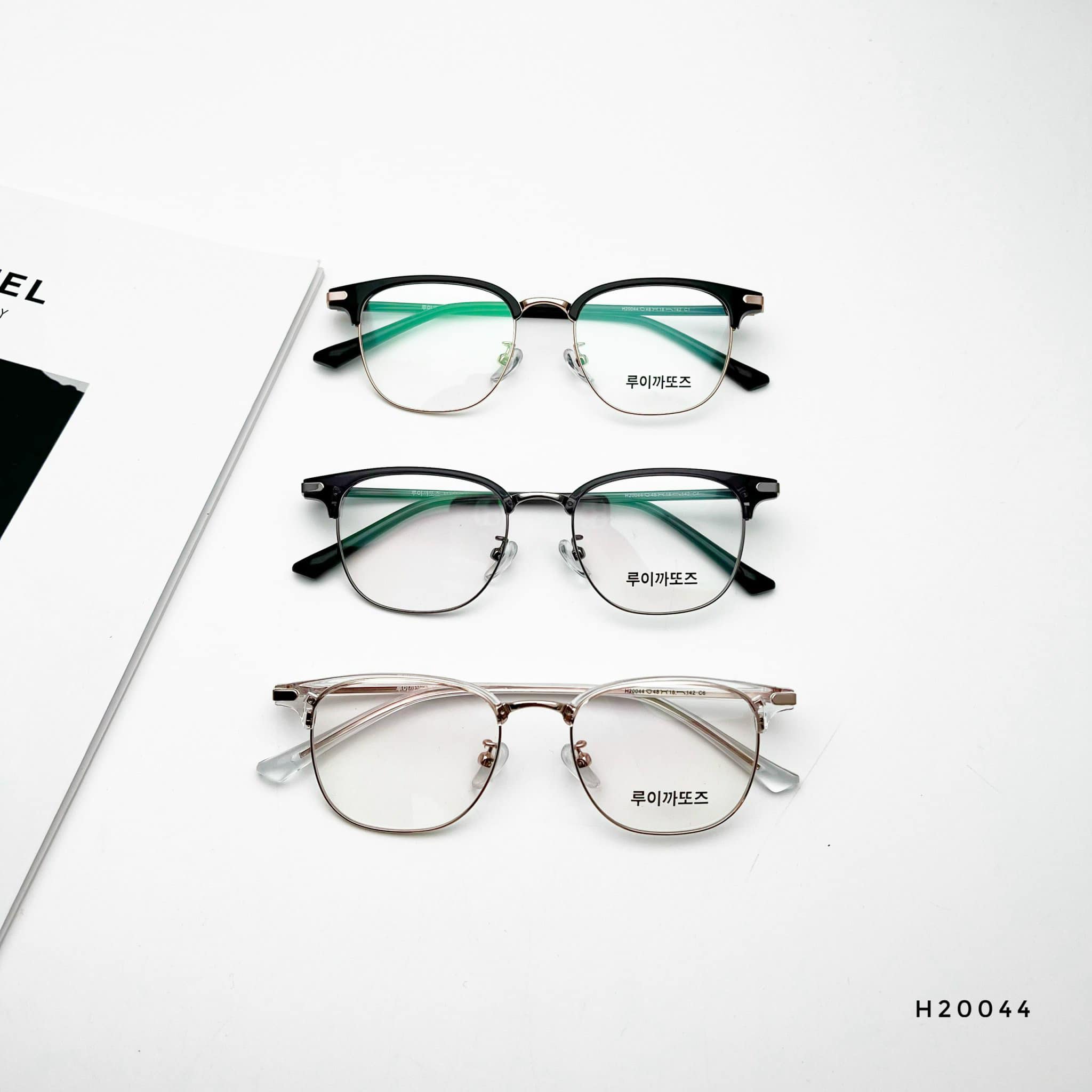 Tròng kính Essilor Varilux