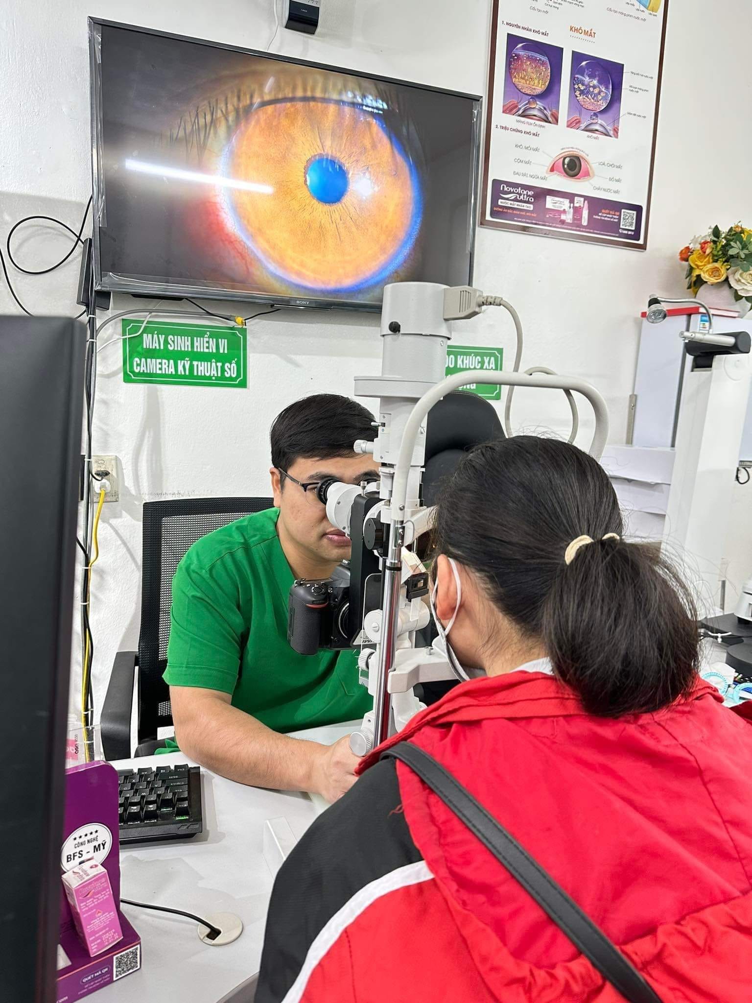 Đo khúc xạ mắt